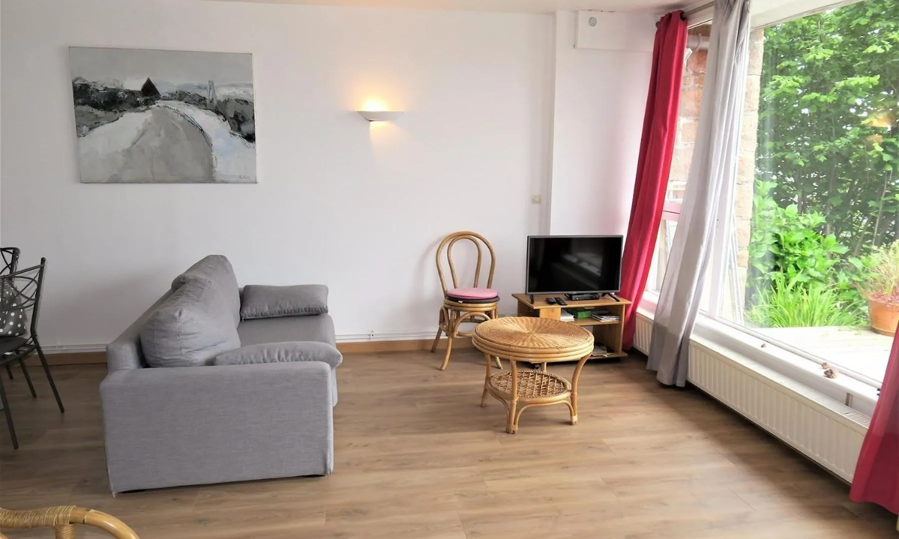 Appartement Vue Mer Surplombant La Plage Trestraou A Perros-Guirec - Ref 912